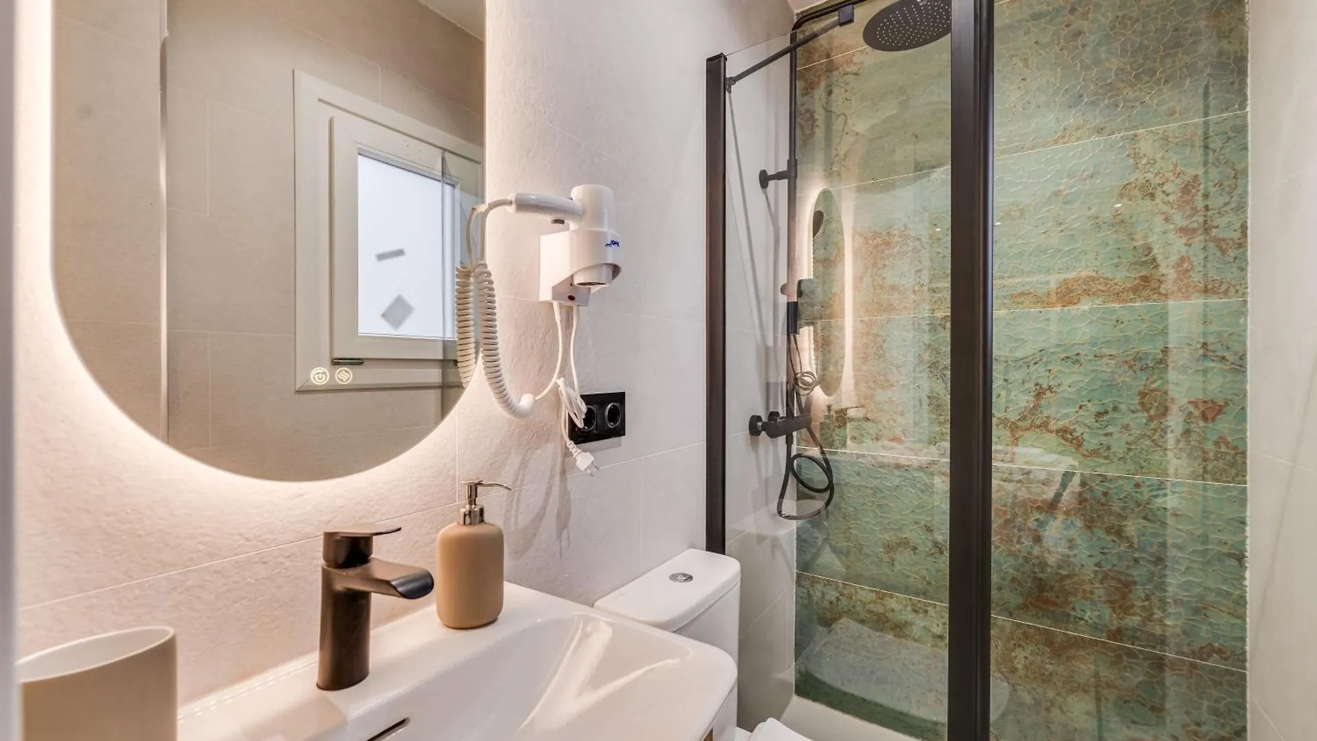 Victoria Lux 100 Apartment Malaga